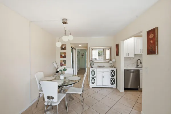 $1,400 | 314 Brighton East, Unit H, Boca Raton, FL 33434