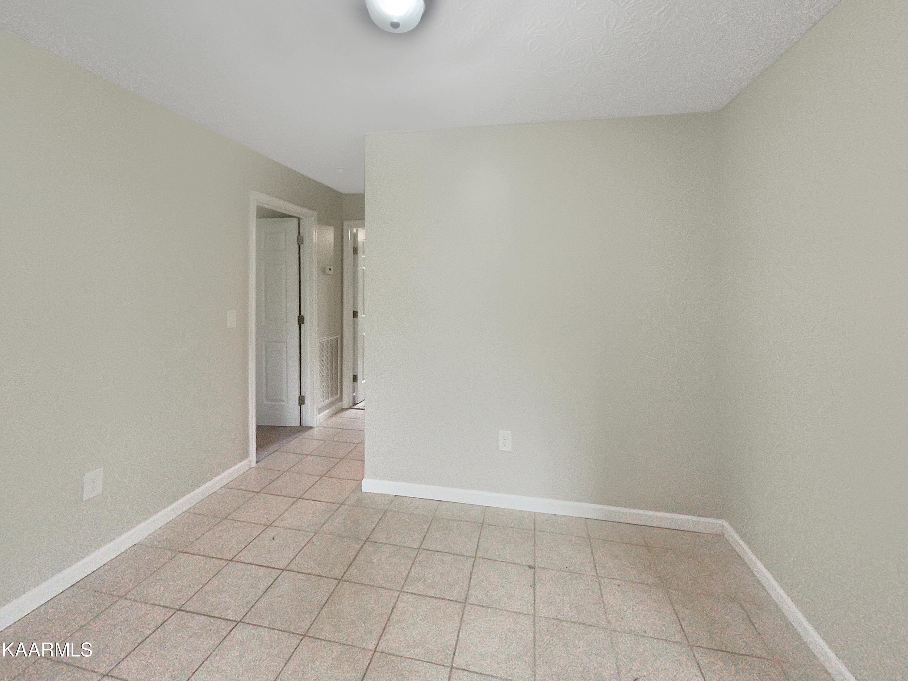1903 River Poppy Road Mascot, TN 37806 - Photo 17 of 29 listing_16