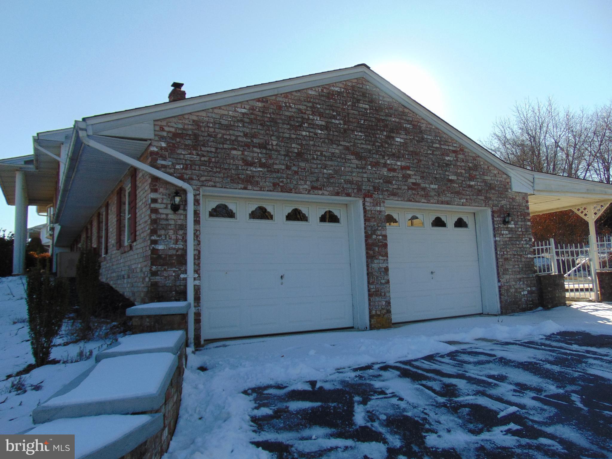 11904 Caspian Road Kingsville, MD 21087 - Photo 2 of 15 2 Car Side Load Garage