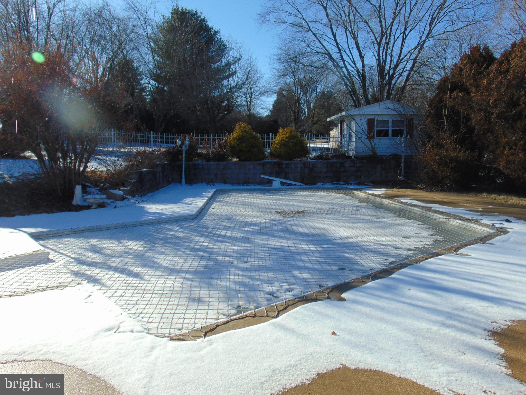 11904 Caspian Road Kingsville, MD 21087 - Photo 15 of 15 Inground Pool Vinyl Fenced