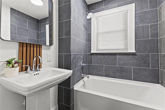 $179,000 | 1806 South Evanston Avenue, Independence, MO 64052