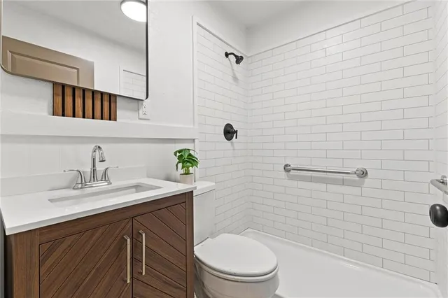 $179,000 | 1806 South Evanston Avenue, Independence, MO 64052