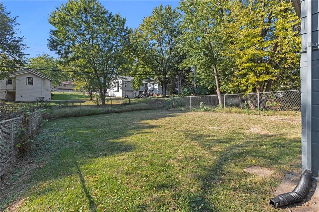 1806 South Evanston Avenue Independence, MO 64052 - Photo 21 of 27