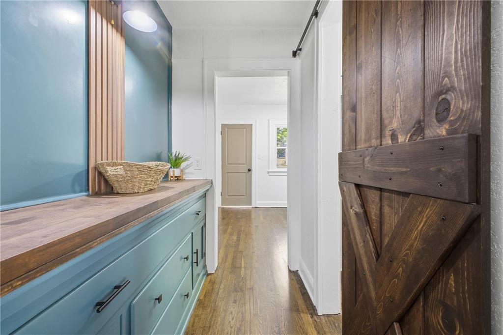 1806 South Evanston Avenue Independence, MO 64052 - Photo 10 of 27