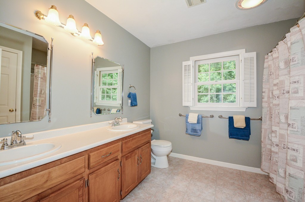 17 Joseph Road Shrewsbury, MA 01545 - Photo 15 of 25 Gallery Image 15