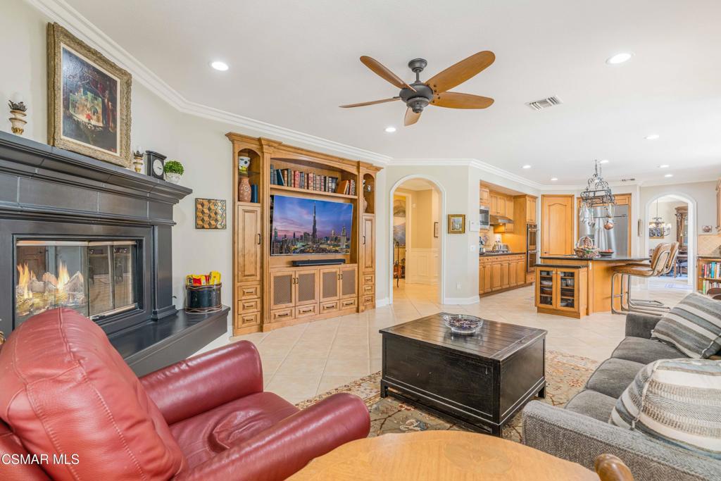669 Noble Road Simi Valley, CA 93065 - Photo 26 of 71