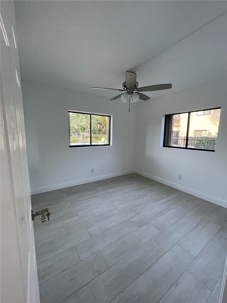 2907 Northeast 8th Terrace, Unit 101 Oakland Park, FL 33334 - Photo 15 of 18 Photo 15