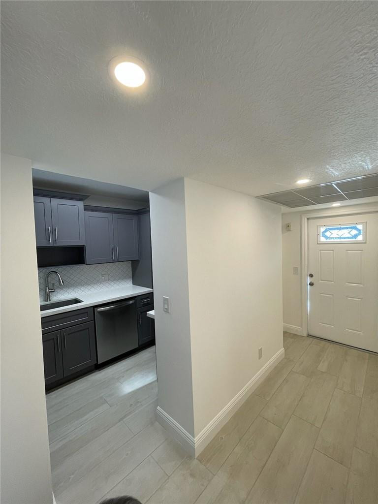 2907 Northeast 8th Terrace, Unit 101 Oakland Park, FL 33334 - Photo 8 of 18 Photo 8