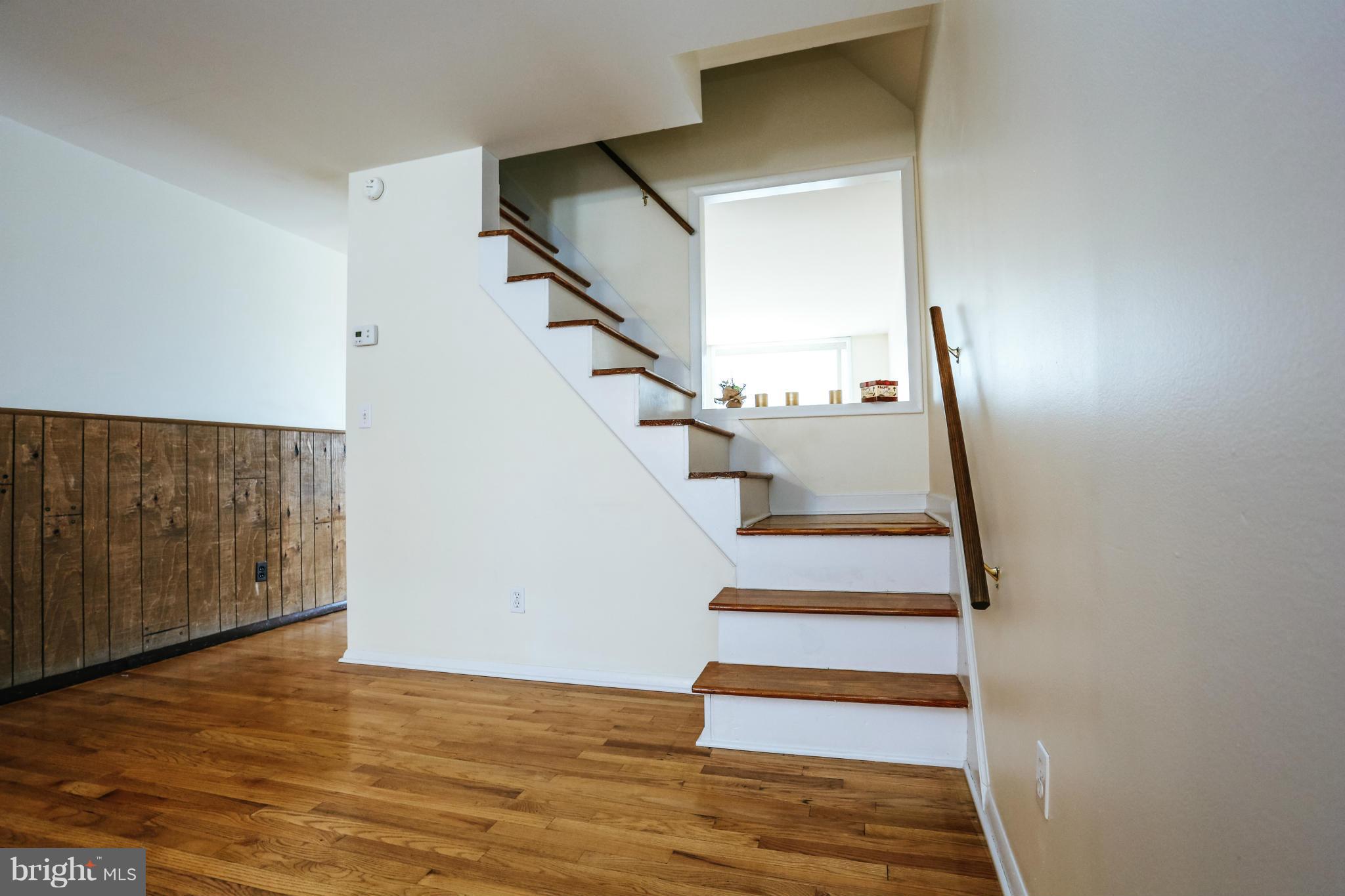 3811 Roland Avenue Baltimore, MD 21211 - Photo 8 of 25 Stairs leading to 2nd lvl