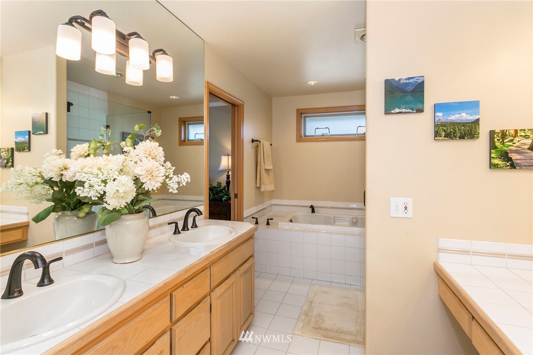 923 Edmonds Street Edmonds, WA 98020 - Photo 23 of 32
