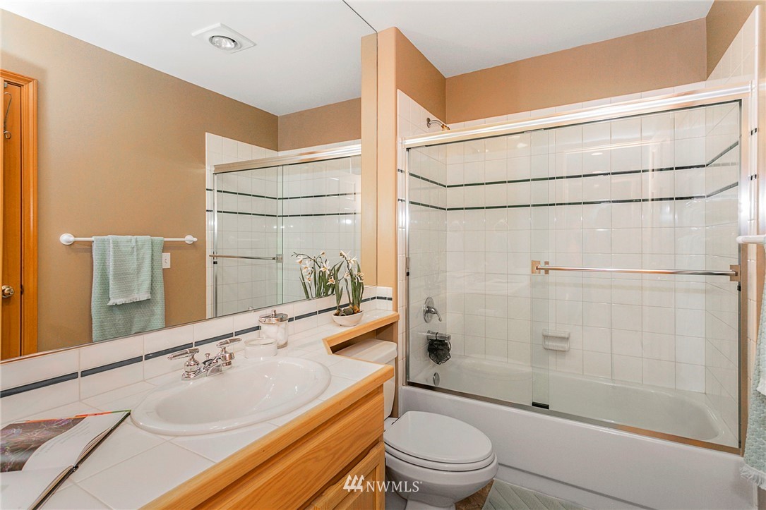 923 Edmonds Street Edmonds, WA 98020 - Photo 26 of 32