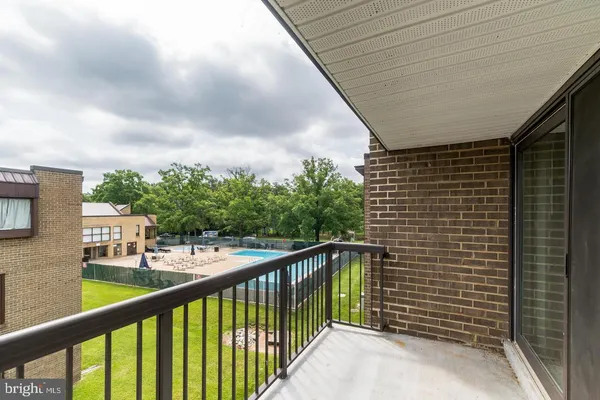 $1,700 | 7587 Margate Court, Unit 203, Manassas, VA 20109