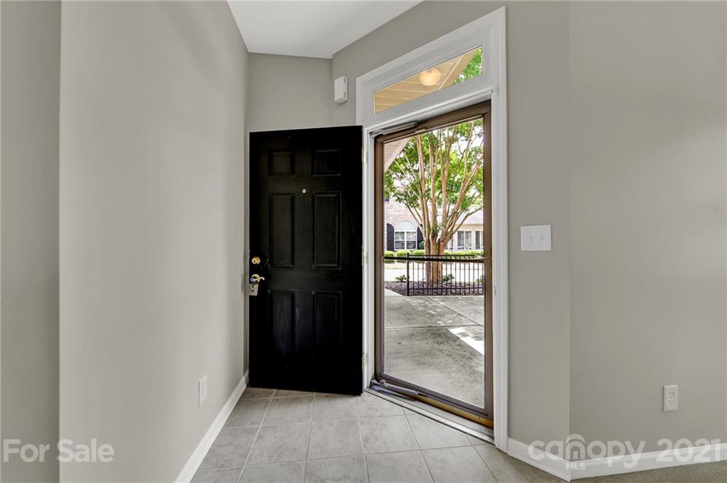 805 Ledgestone Court Tega Cay, SC 29708 - Photo 2 of 44 Gallery Image 2