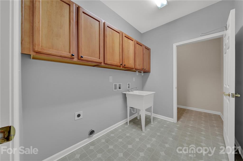 805 Ledgestone Court Tega Cay, SC 29708 - Photo 15 of 44 Gallery Image 15