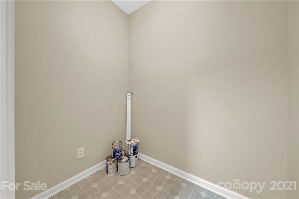805 Ledgestone Court Tega Cay, SC 29708 - Photo 16 of 44 Gallery Image 16