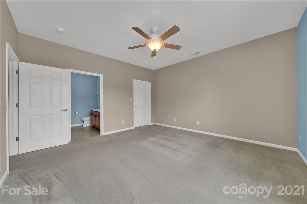805 Ledgestone Court Tega Cay, SC 29708 - Photo 23 of 44 Gallery Image 23