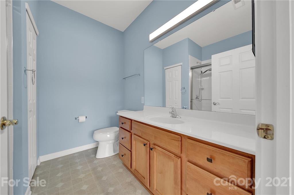 805 Ledgestone Court Tega Cay, SC 29708 - Photo 26 of 44 Gallery Image 26