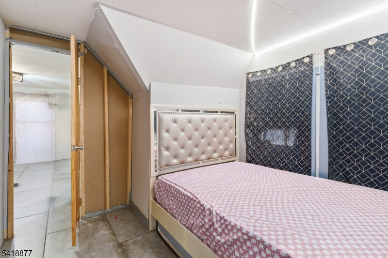 402 South 15th Street Newark, NJ 07103 - Photo 23 of 31