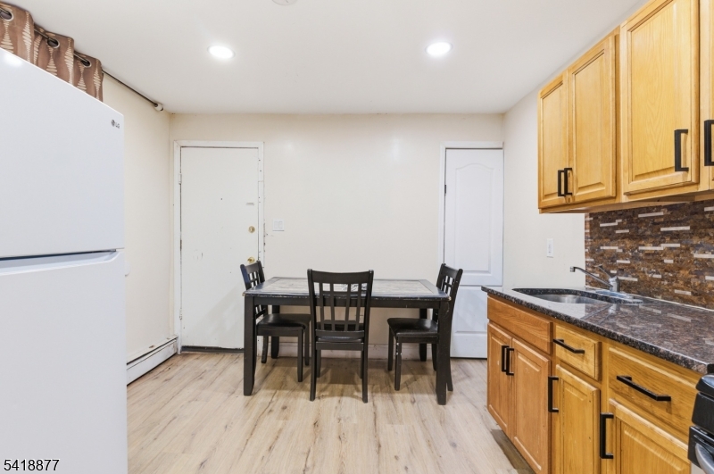 402 South 15th Street Newark, NJ 07103 - Photo 27 of 31