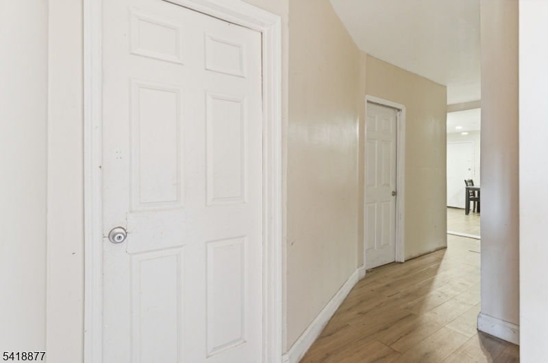 402 South 15th Street Newark, NJ 07103 - Photo 10 of 31