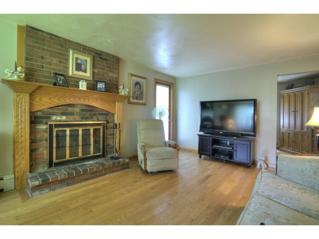 31 Clifton Road Bedford, NH 03110 - Photo 12 of 32 Gallery Image 12