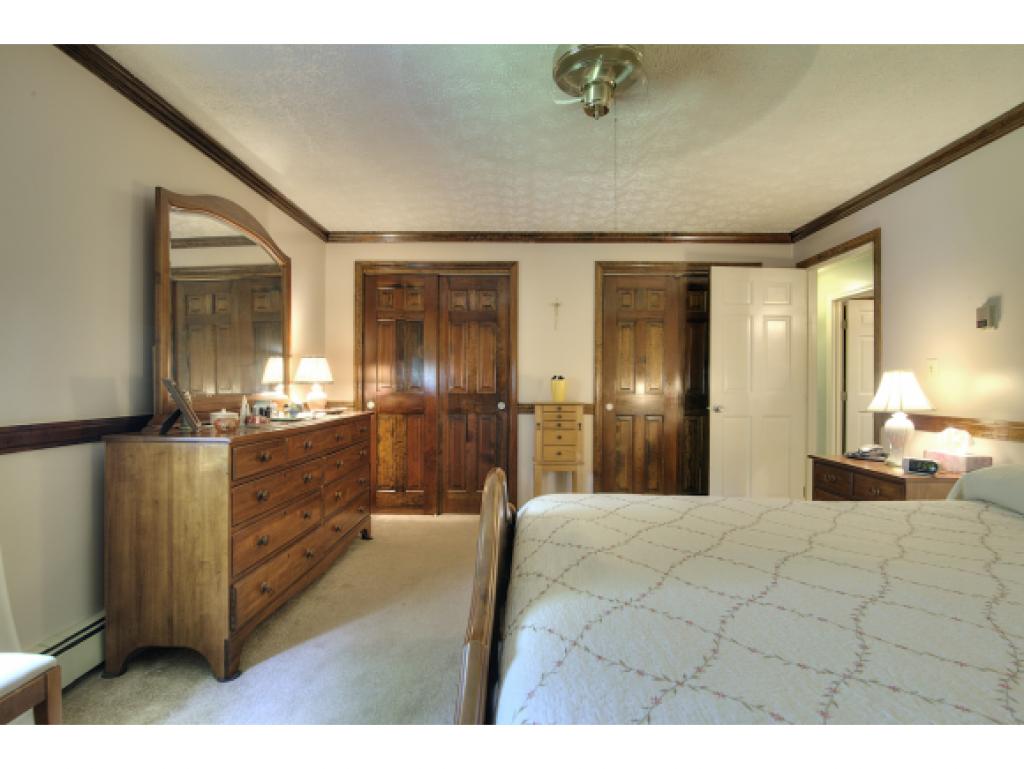 31 Clifton Road Bedford, NH 03110 - Photo 21 of 32 Gallery Image 21