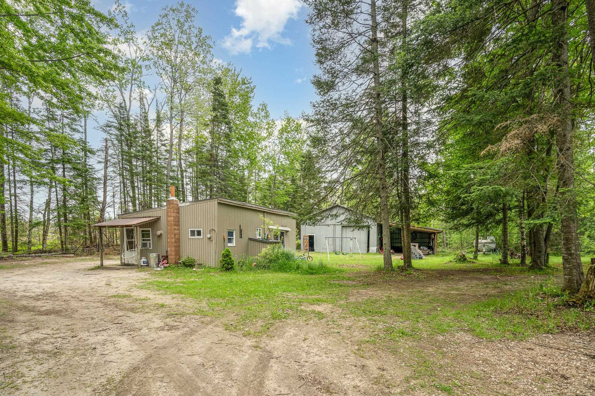 8500 Shannon Road Alpena, MI 49707 - Photo 10 of 47 50177647-78b47f20-e8c0-45e7-bfe5-36a2e015dace.JPG