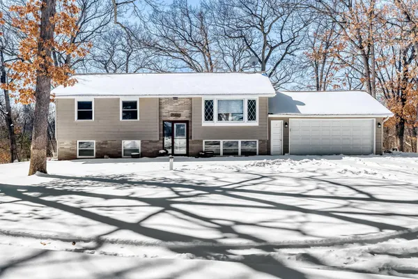 $369,999 | 21440 Inwood Avenue North, Forest Lake, MN 55025