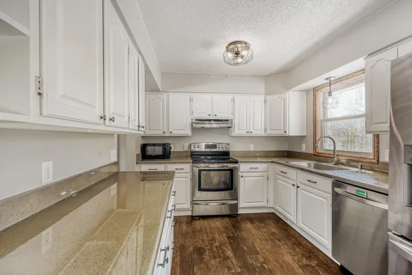 $369,999 | 21440 Inwood Avenue North, Forest Lake, MN 55025