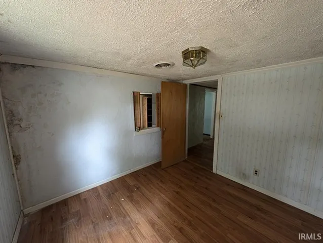 $39,900 | 802 North 38th Street, Terre Haute, IN 47803