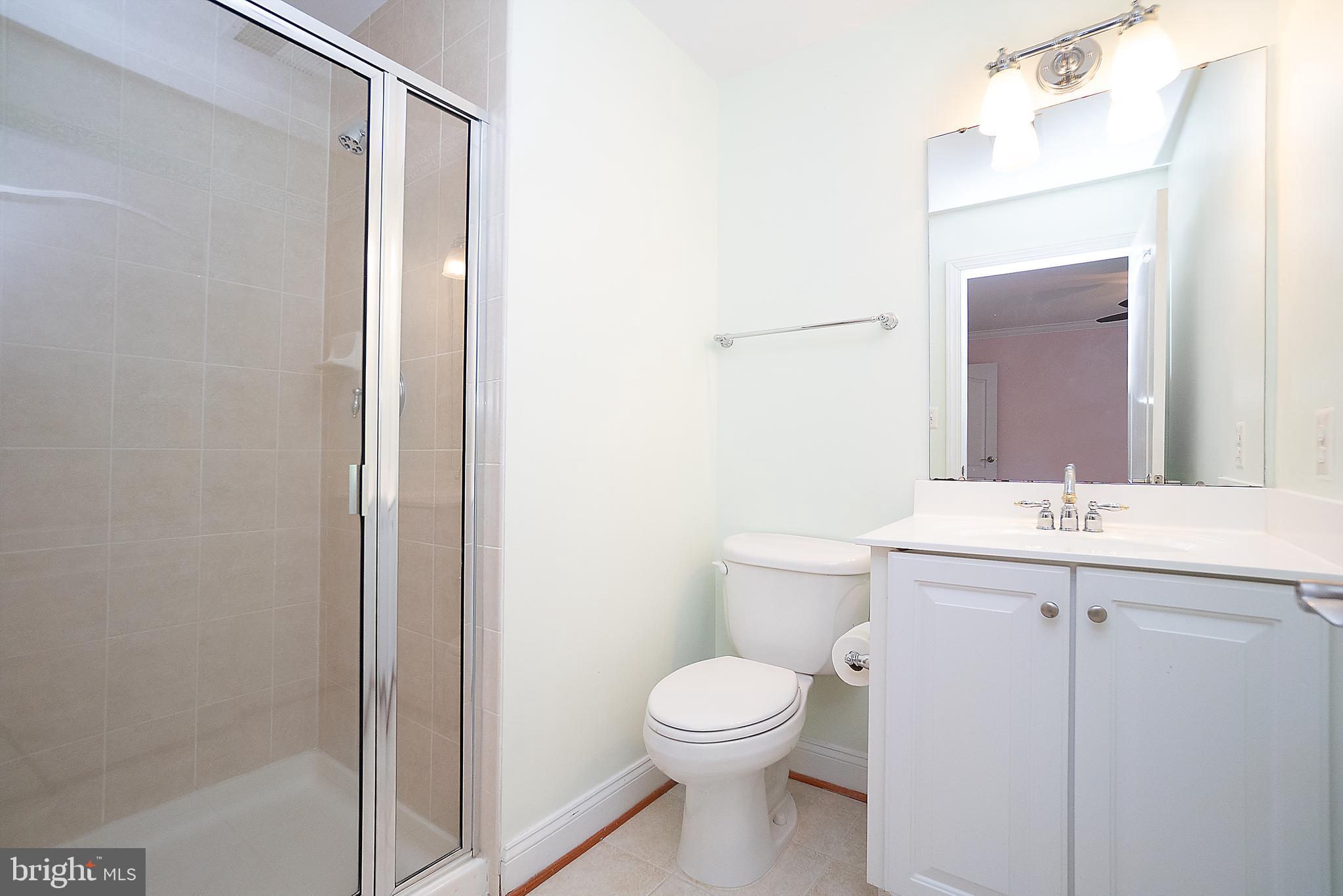 7165 Dudie Road Marshall, VA 20115 - Photo 47 of 68 Bathroom 2