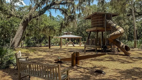 $286,889 | 529 Moonstone Court, Groveland, FL 34736