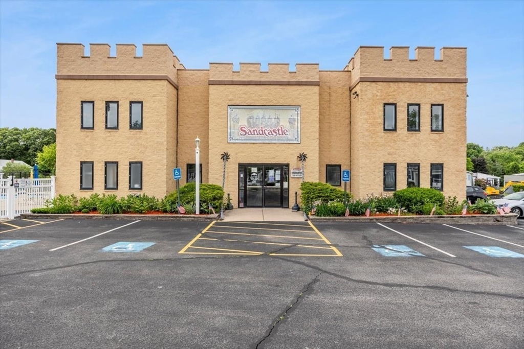 27 Castle Road, Unit 153 Attleboro, MA 02703 - Photo 18 of 34