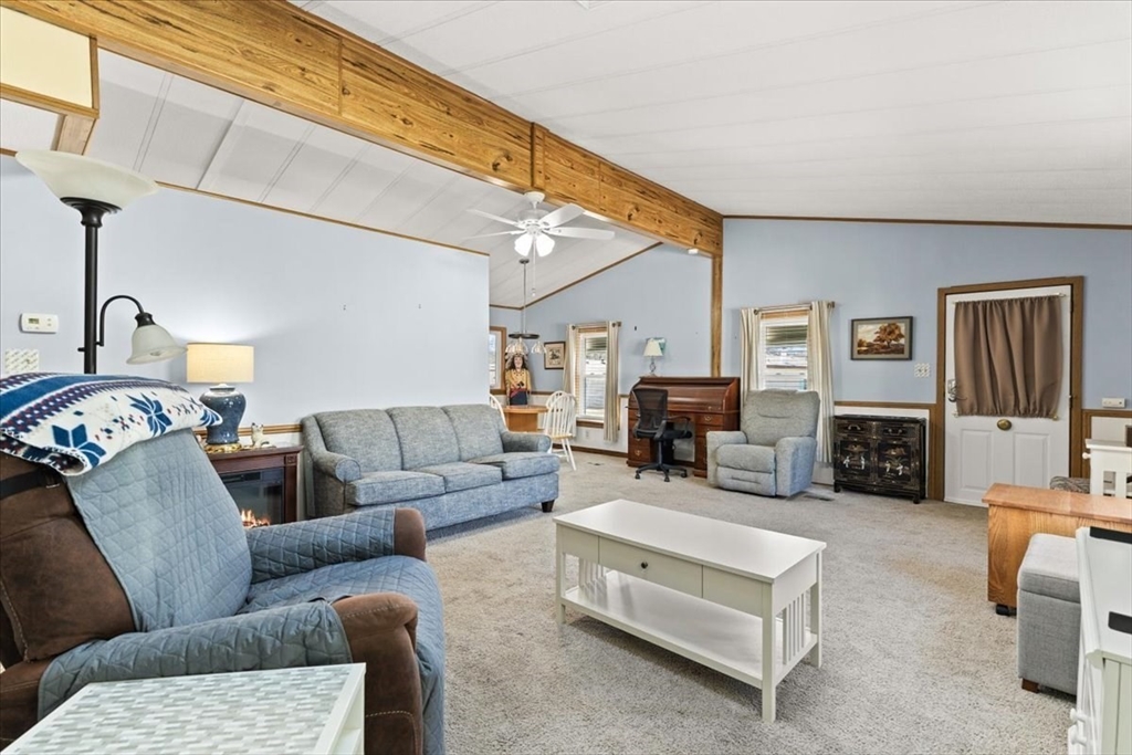 27 Castle Road, Unit 153 Attleboro, MA 02703 - Photo 6 of 34