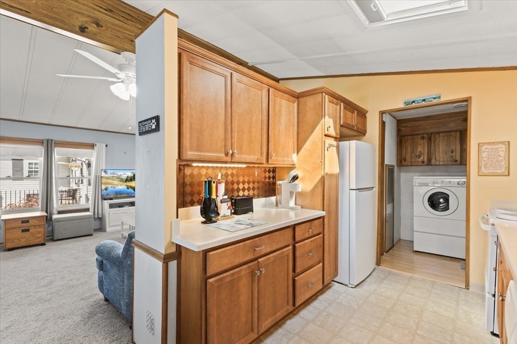 27 Castle Road, Unit 153 Attleboro, MA 02703 - Photo 10 of 34