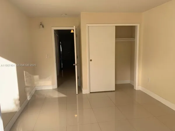 $1,700 | 1511 Northeast 117th Street, Unit 2, Miami, FL 33161