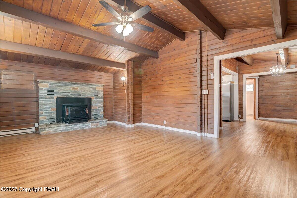 2161 Bushkill Circle Bushkill, PA 18324 - Photo 7 of 49 09-Photo Jan 14 2025- 10 40 57 AM_8 AM_9