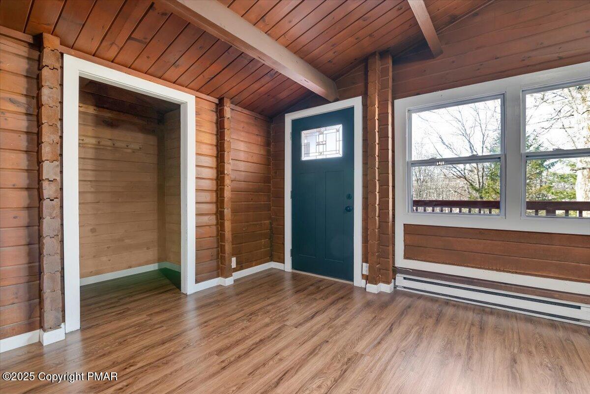 2161 Bushkill Circle Bushkill, PA 18324 - Photo 10 of 49 08-Photo Jan 14 2025- 10 39 40 AM_1 AM_2