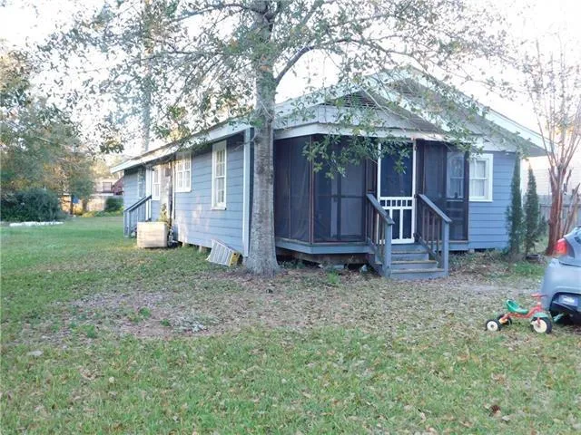 $169,900 | 530 East Cypress Street, Ponchatoula, LA 70454