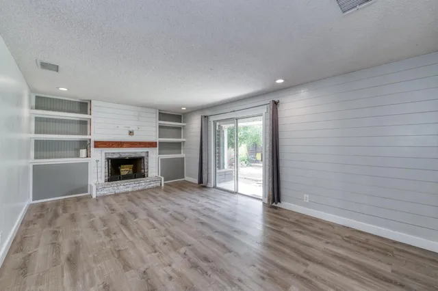 $410,000 | 6583 North Maple Avenue, Fresno, CA 93710