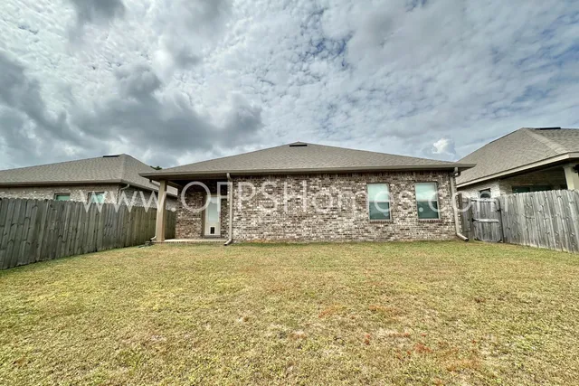 $2,200 | 7422 Stagecoach Road, Pensacola, FL 32526