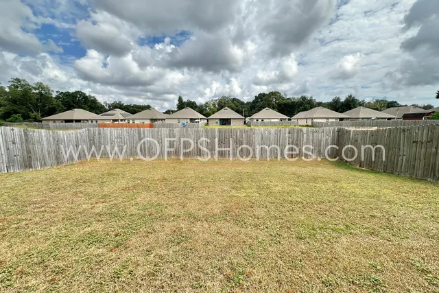 $2,200 | 7422 Stagecoach Road, Pensacola, FL 32526