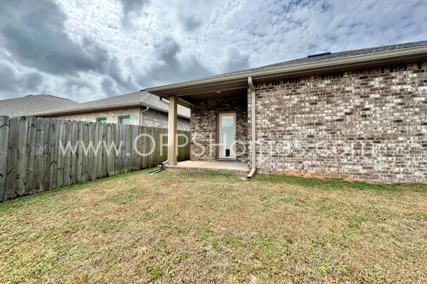 $2,200 | 7422 Stagecoach Road, Pensacola, FL 32526