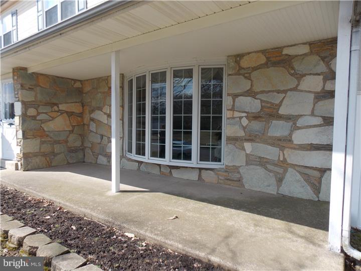 535 Fairhurst Road Fairless Hills, PA 19030 - Photo 3 of 23 Gallery Image 3