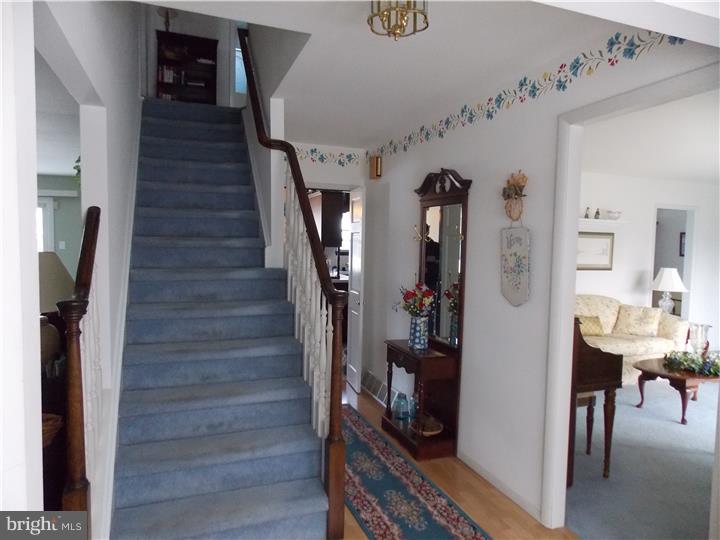 535 Fairhurst Road Fairless Hills, PA 19030 - Photo 4 of 23 Gallery Image 4