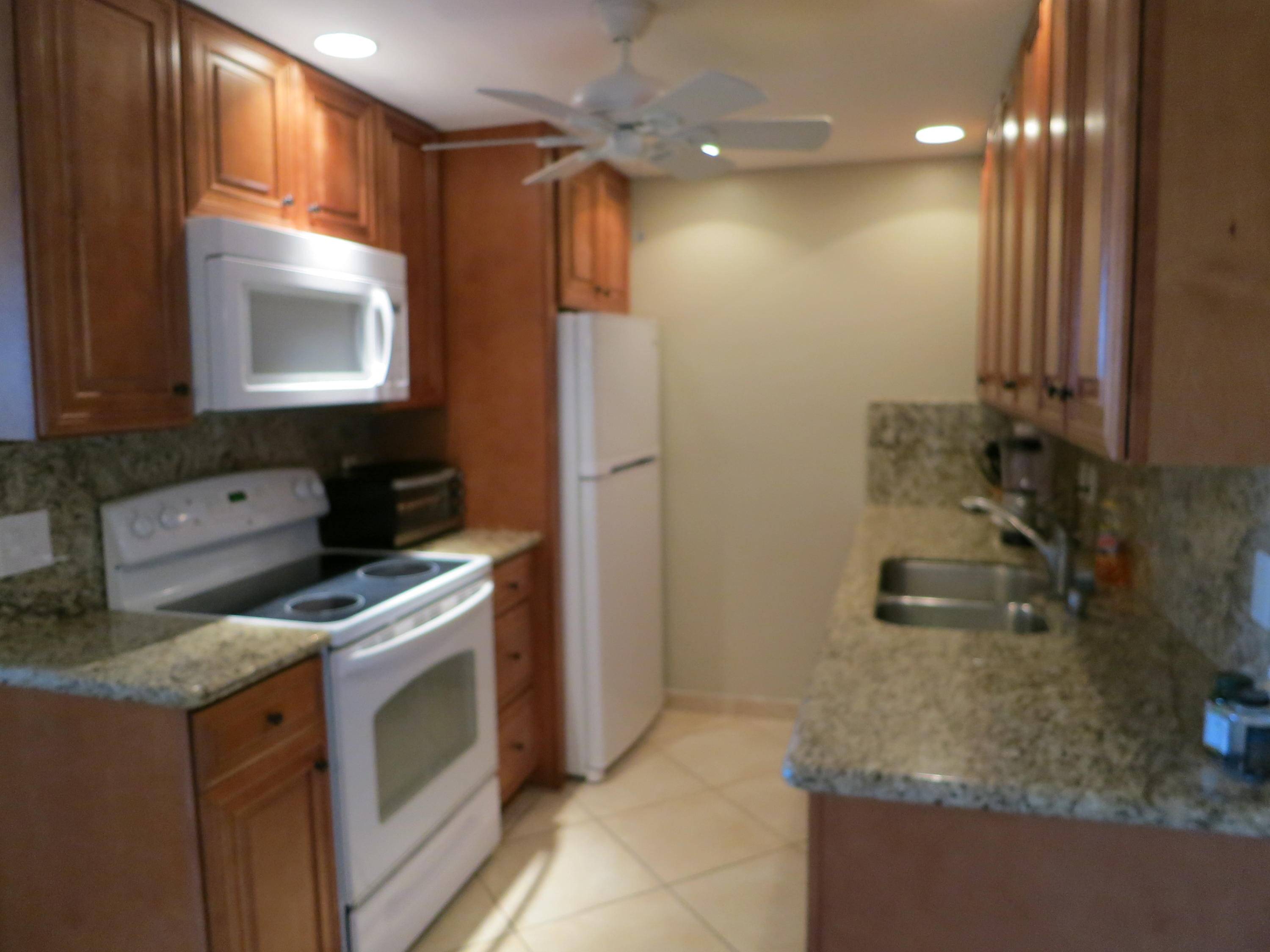 4014 Wolverton East Boca Raton, FL 33434 - Photo 6 of 13 KITCHEN