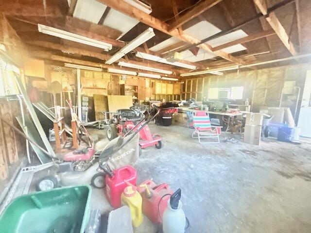 238 Dry Valley Road Rossville, GA 30741 - Photo 23 of 27 Garage