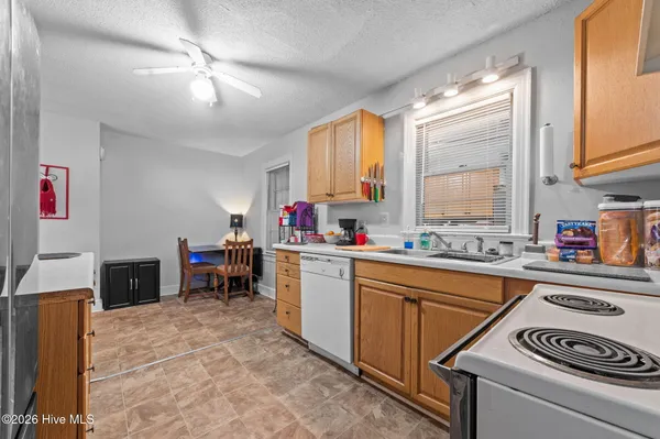 $209,900 | 2801 Jefferson Drive, Unit A & B, Greenville, NC 27858