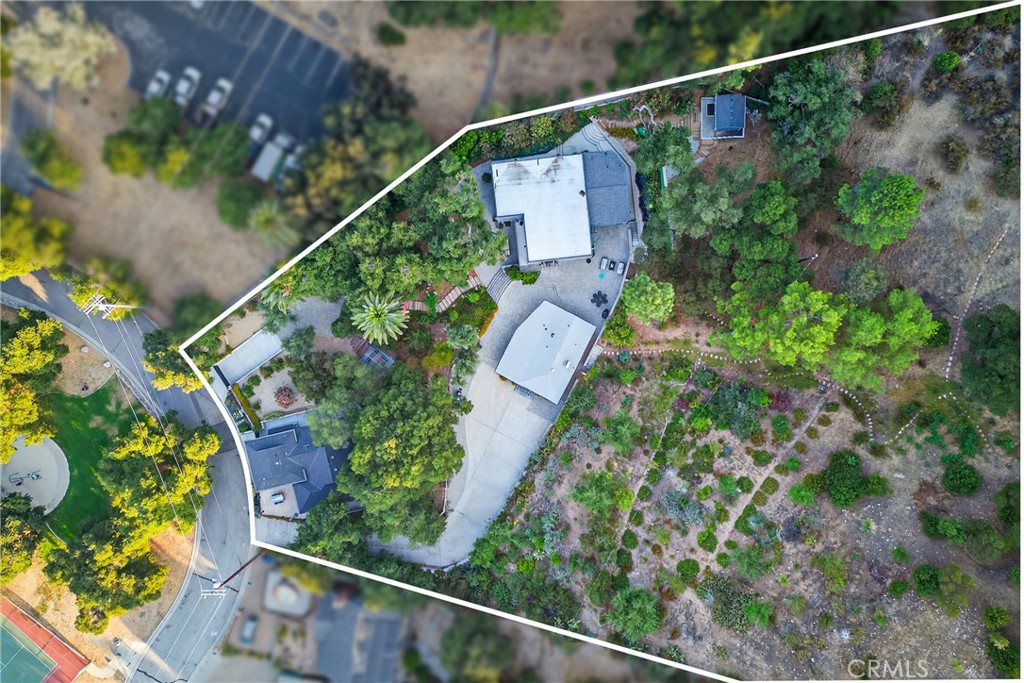 7582 McGroarty Terrace Los Angeles, CA 91042 - Photo 47 of 47 a view of a yard with a lake view