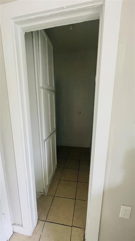 805 South Tyler Street, Unit 3 Dallas, TX 75208 - Photo 12 of 13 a view of empty room